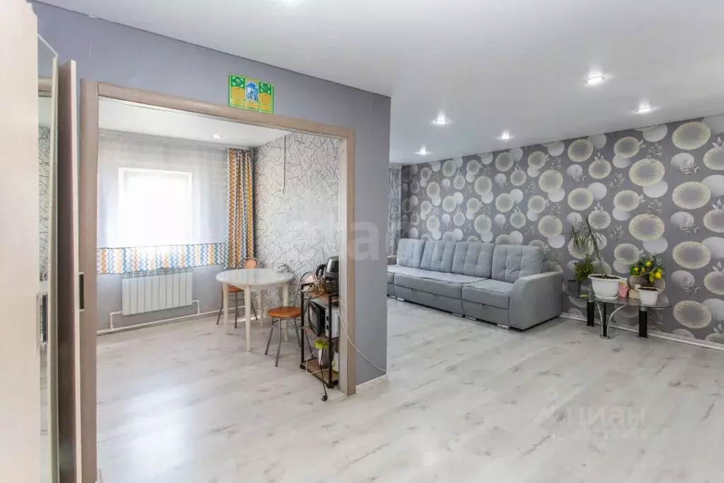 Дом в Тюменская область, Тобольск ул. 2-я Луговая, 7 (109 м) - Фото 1