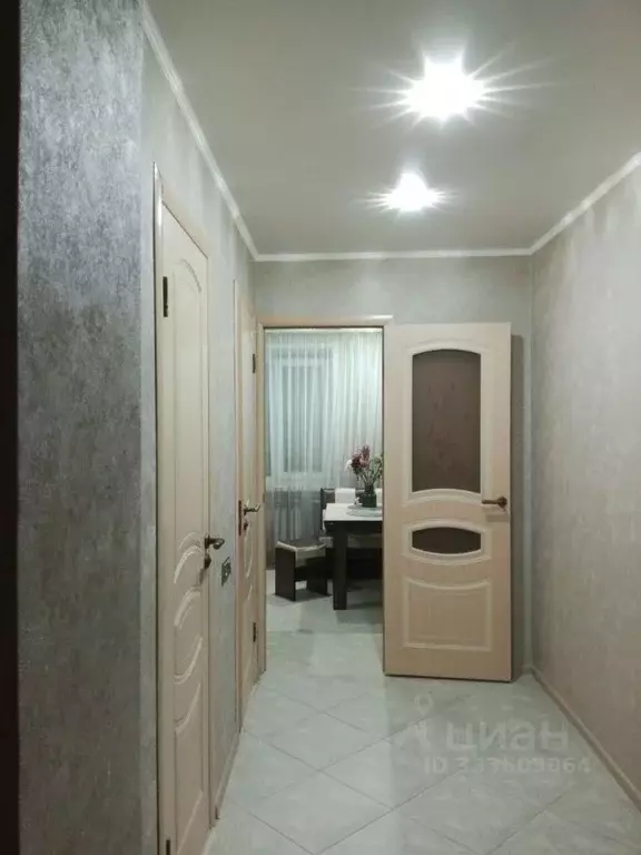 2-к кв. Воронежская область, Лиски Коммунистическая ул., 15 (60.0 м) - Фото 2