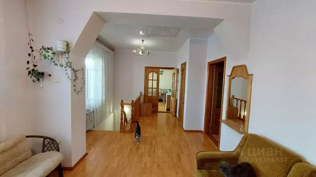 Дом в Краснодарский край, Ейск Каштановая ул. (267 м) - Фото 0