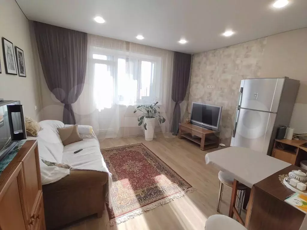 3-к. квартира, 71 м, 7/9 эт. - Фото 1