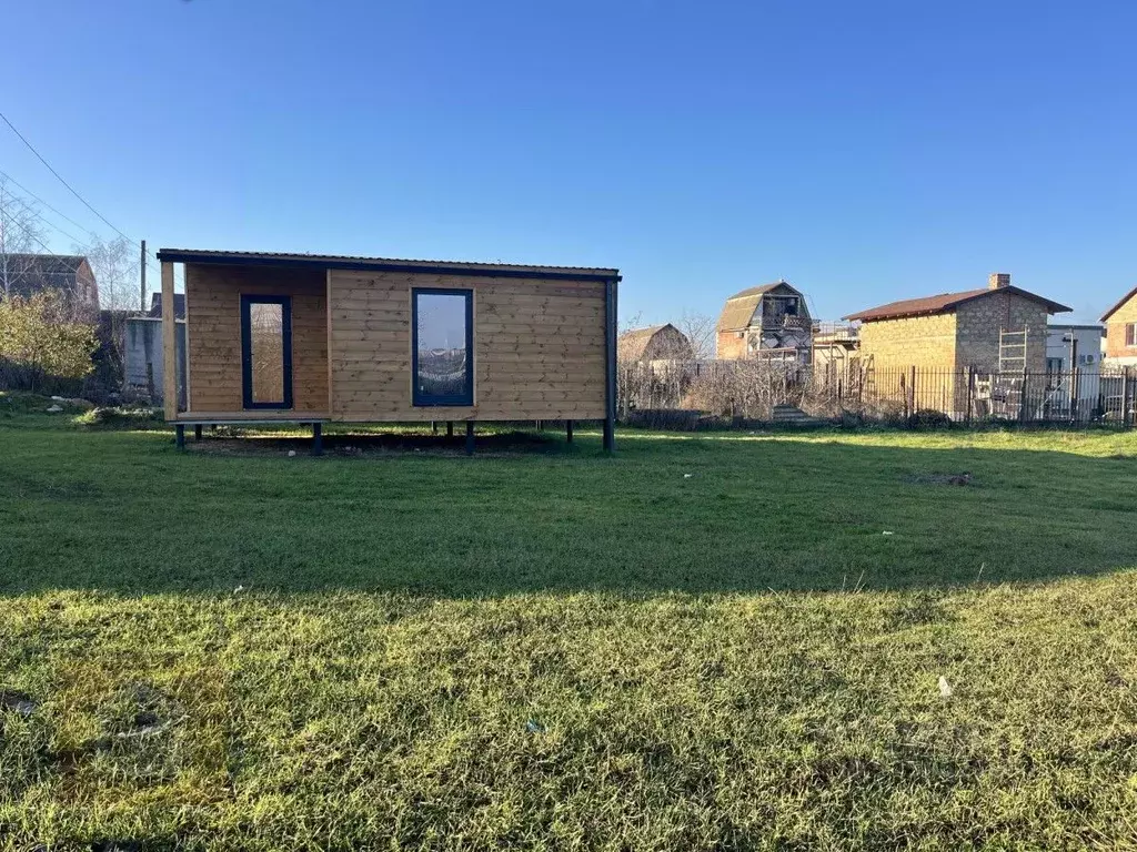 Участок в Крым, Феодосия ул. Вити Коробкова (6.0 сот.) - Фото 0