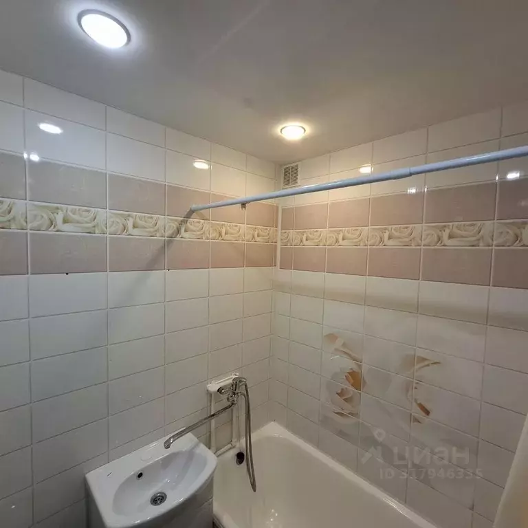 1-к кв. Самарская область, Тольятти просп. Степана Разина, 4 (31.5 м) - Фото 1
