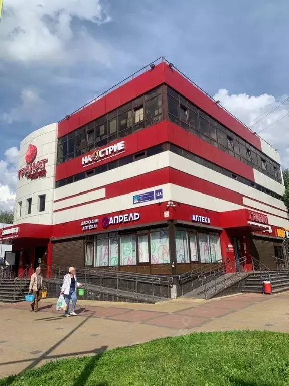 Помещение свободного назначения в Татарстан, Набережные Челны ул. ... - Фото 1