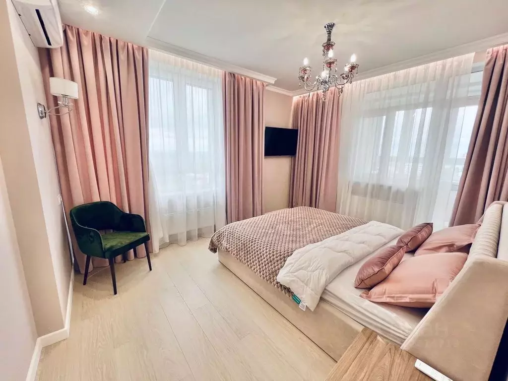 3-к кв. Башкортостан, Уфа ул. Подполковника Недошивина, 9 (84.0 м) - Фото 0