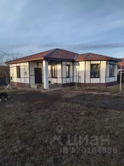Дом в Белгородская область, Старооскольский городской округ, с. ... - Фото 0