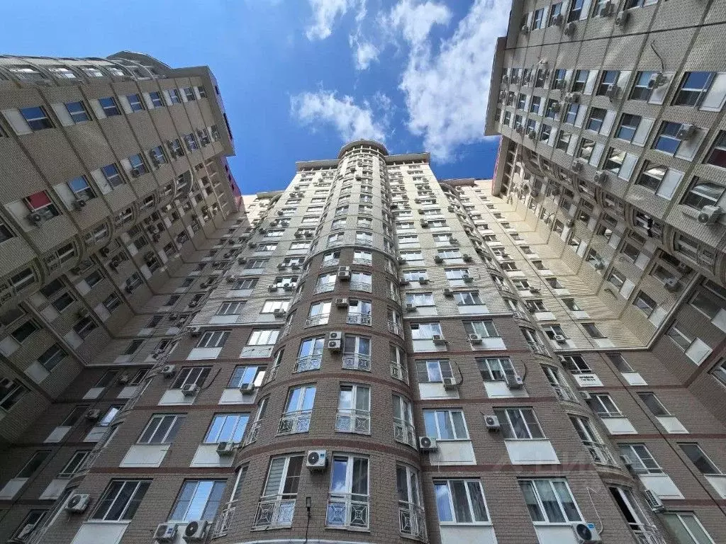 1-к кв. Волгоградская область, Волгоград ул. Пархоменко, 2А (46.7 м) - Фото 0