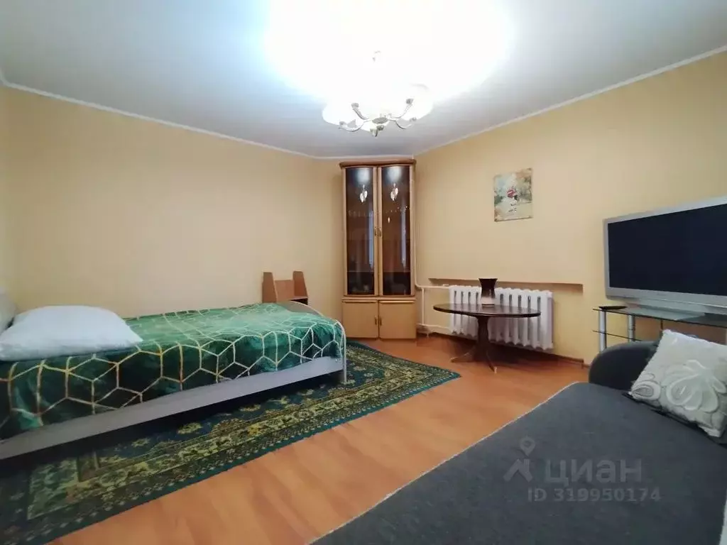 2-к кв. Вологодская область, Череповец Первомайская ул., 64 (60.0 м) - Фото 1