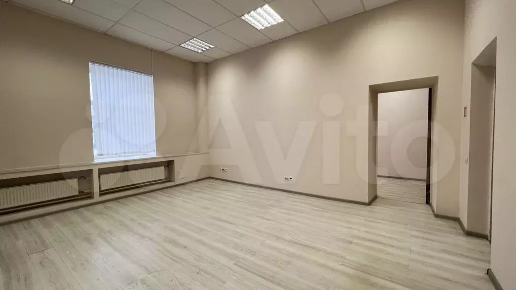 Офис 1 этаж 141.5 м2 - Фото 1