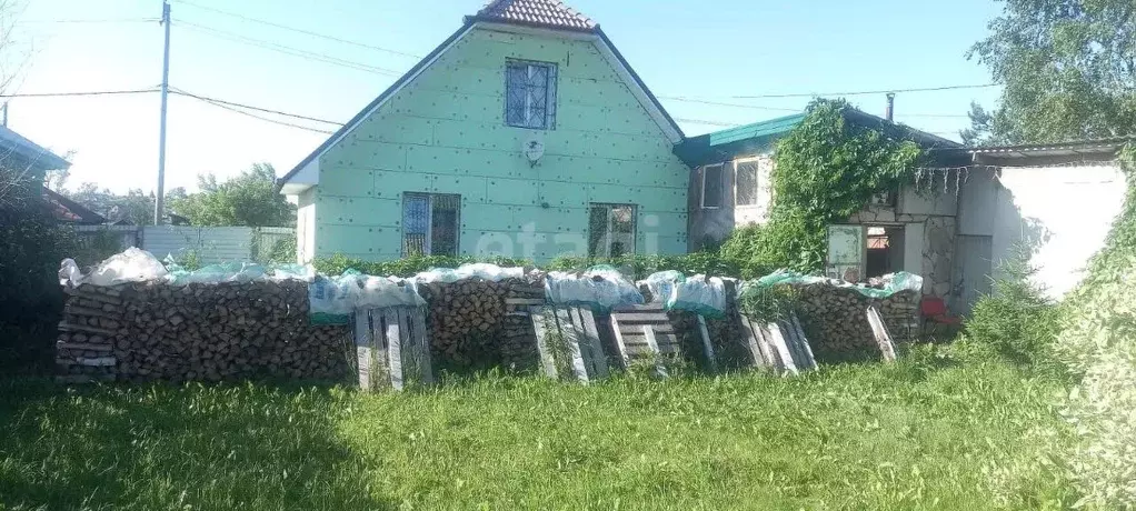 Дом в Свердловская область, Бисерть пгт ул. Трактовая (100 м) - Фото 1