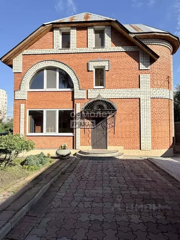 Дом в Самарская область, Сызрань ул. Свердлова, 78 (330 м) - Фото 1