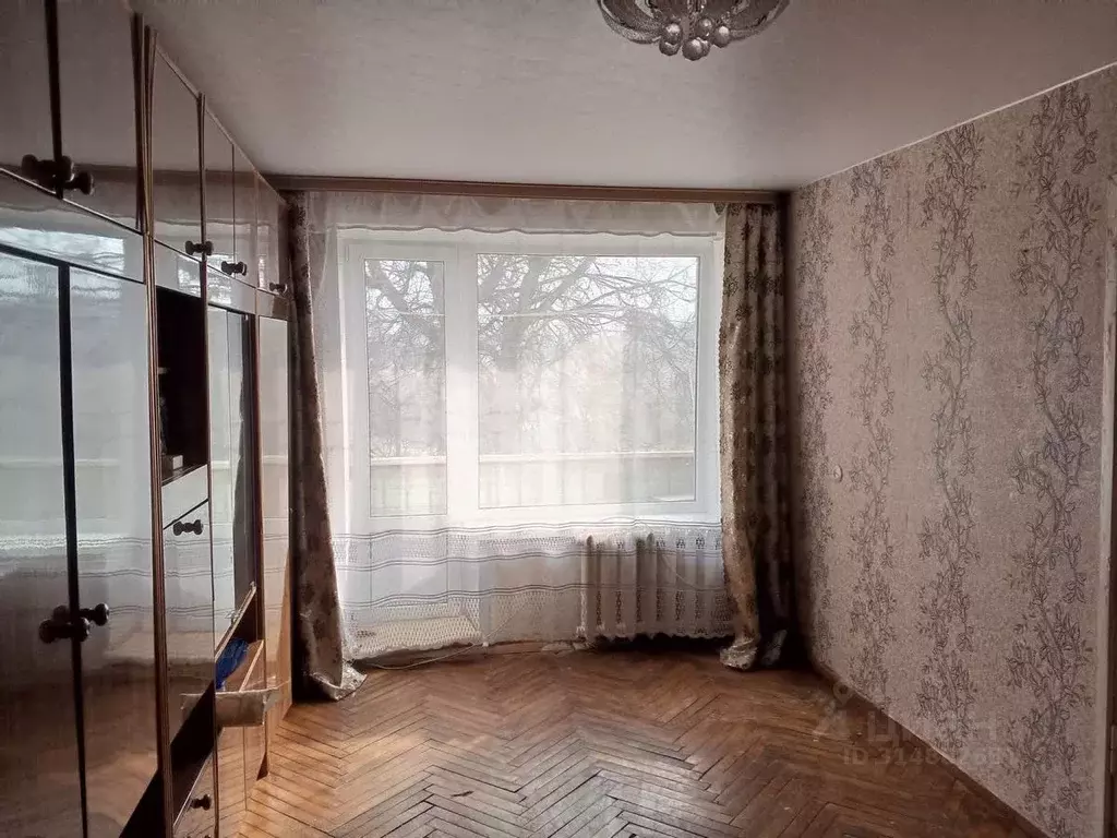 2-к кв. Псковская область, Остров ул. ДОС, 11 (41.0 м) - Фото 0