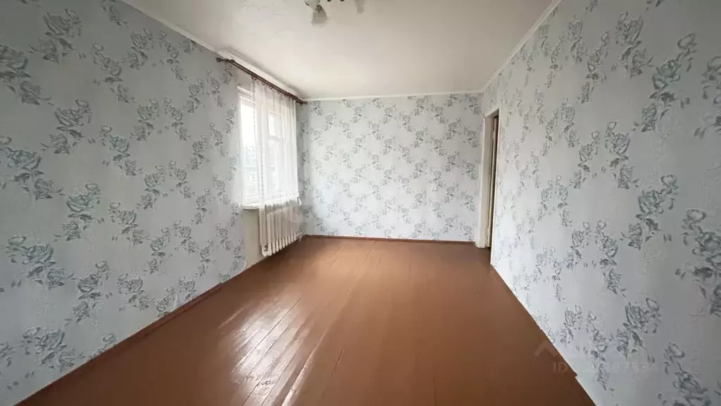 2-к кв. Псковская область, Печоры Заводская ул., 2б (42.1 м) - Фото 1