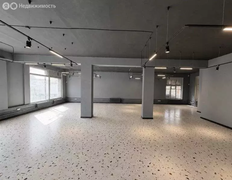 Помещение свободного назначения (203.8 м) - Фото 2