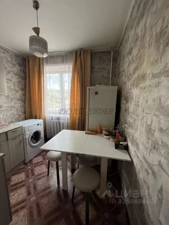 1-к кв. Алтай, Горно-Алтайск Коммунистический просп., 158 (30.0 м) - Фото 2