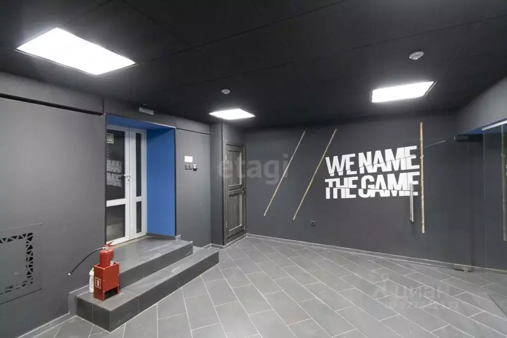 Помещение свободного назначения в Тюменская область, Тюмень ул. ... - Фото 1