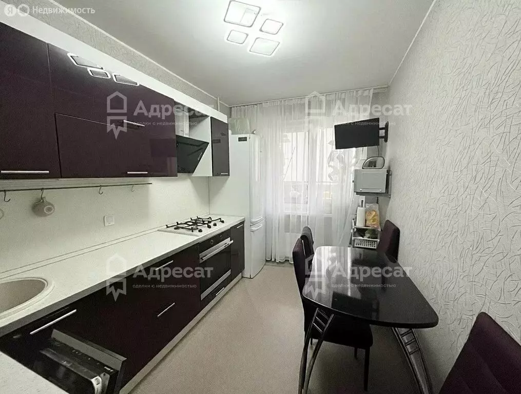 3-комнатная квартира: Волгоград, улица Янки Купалы, 60 (70 м) - Фото 2