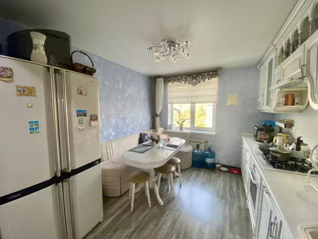 3-к кв. Владимирская область, Александров ул. Королева, 7 (71.3 м) - Фото 1