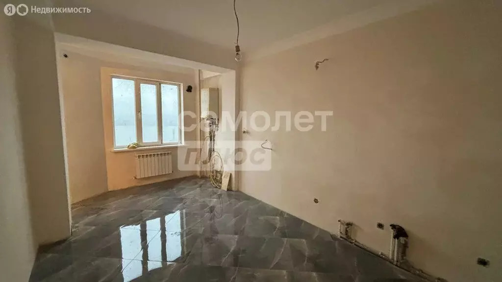 2-комнатная квартира: Махачкала, проспект Петра I, 103Вк2 (80 м) - Фото 1