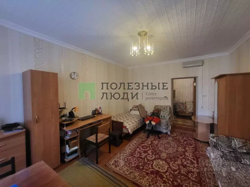 2-к кв. Крым, Евпатория ул. Дмитрия Ульянова, 64 (67.4 м) - Фото 0