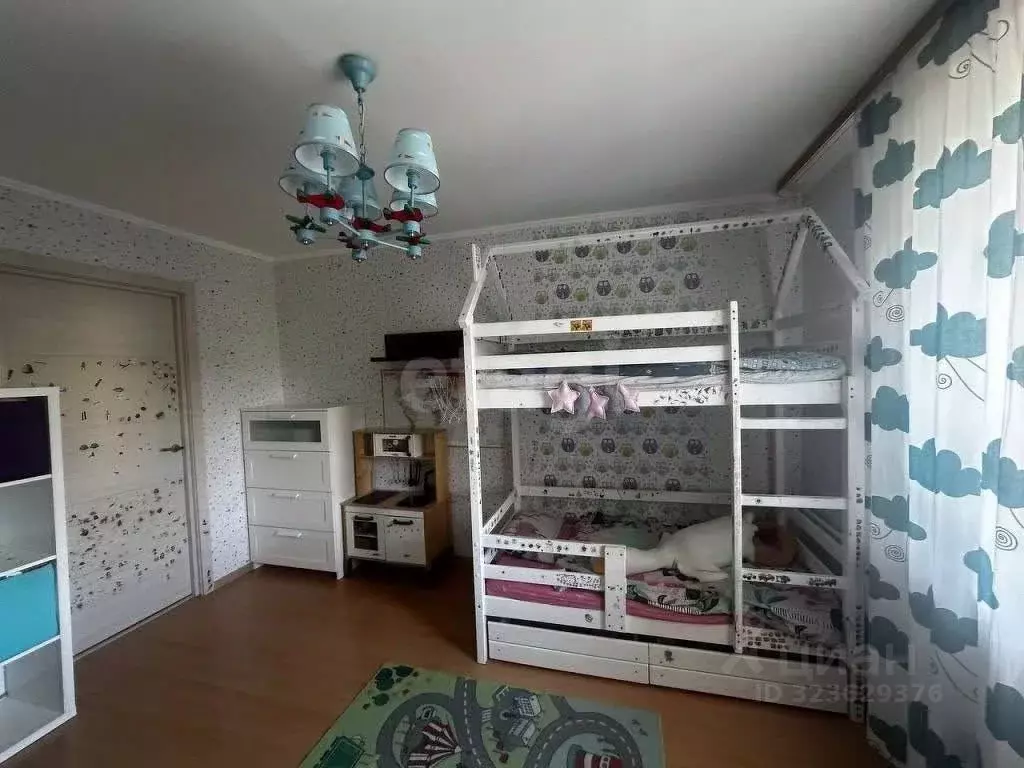 4-к кв. Томская область, Томск Академгородок мкр, ул. Королева, 4 ... - Фото 0