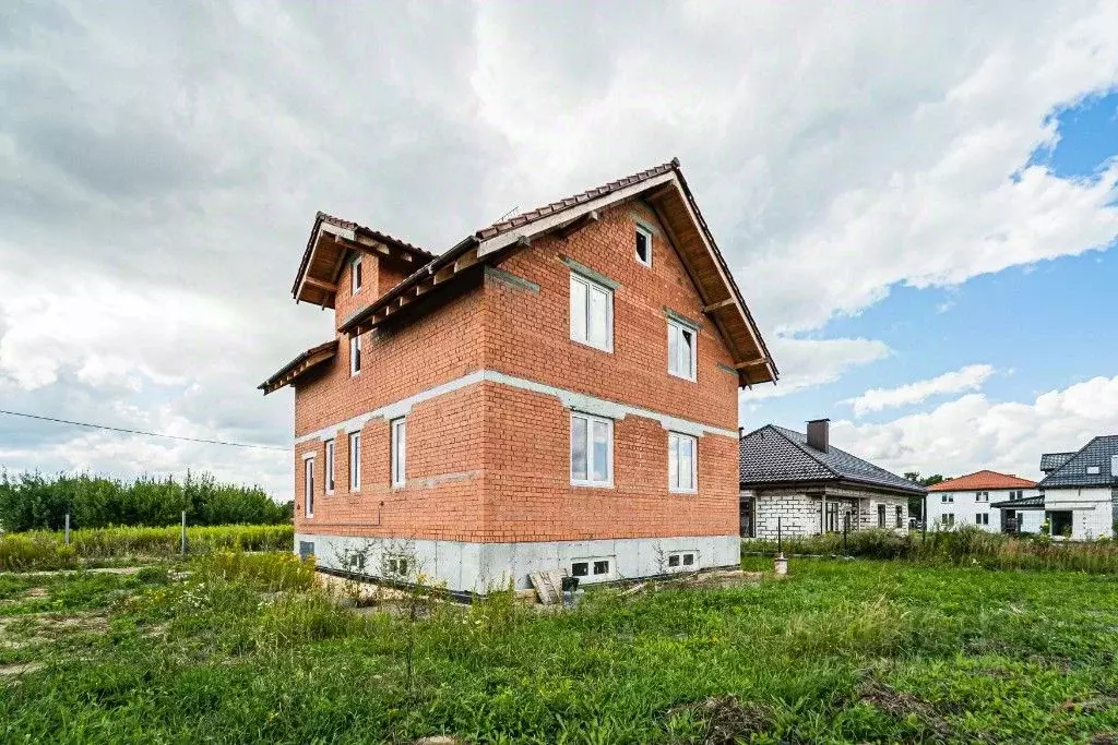 Дом в Калининградская область, Гурьевский муниципальный округ, пос. ... - Фото 1