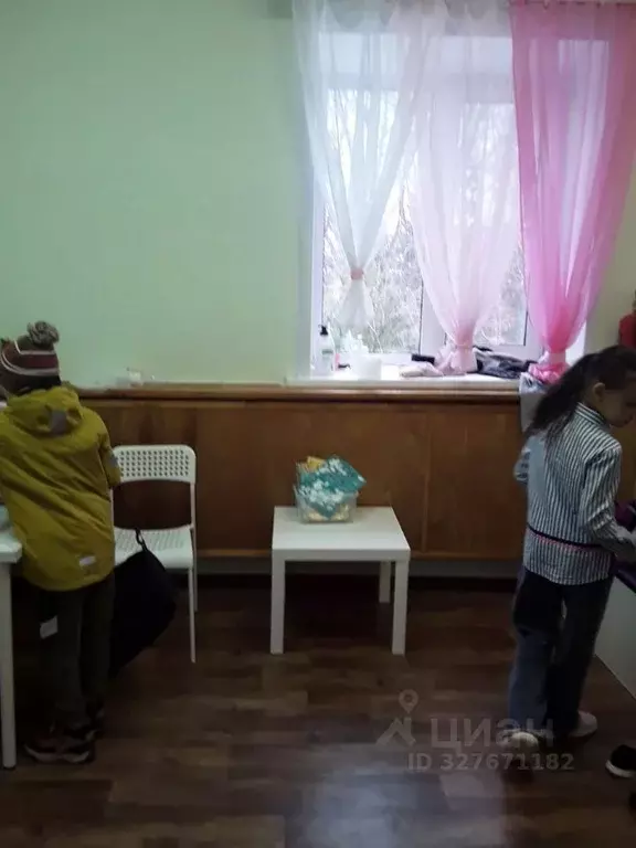 Помещение свободного назначения в Ярославская область, Рыбинск просп. ... - Фото 1