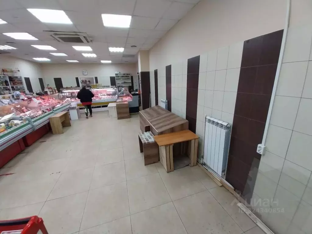 Торговая площадь в Санкт-Петербург Бухарестская ул., 122к2 (18 м) - Фото 1