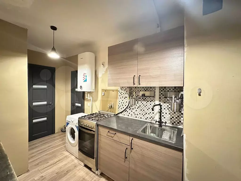 3-к. квартира, 44 м, 3/3 эт. - Фото 0