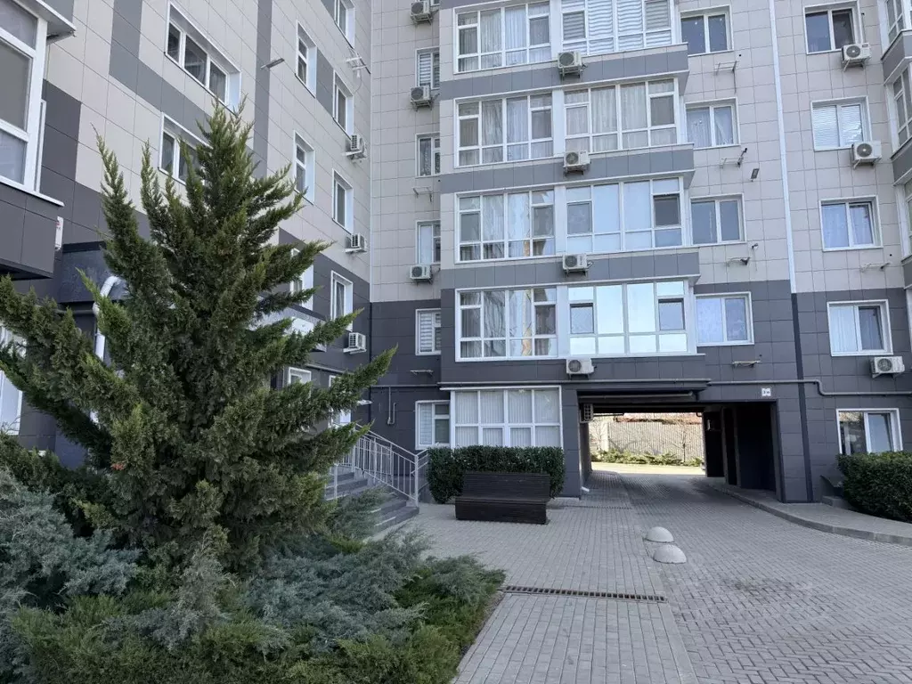 2-к кв. Крым, Симферополь бул. Ленина, 12А (61.0 м) - Фото 2