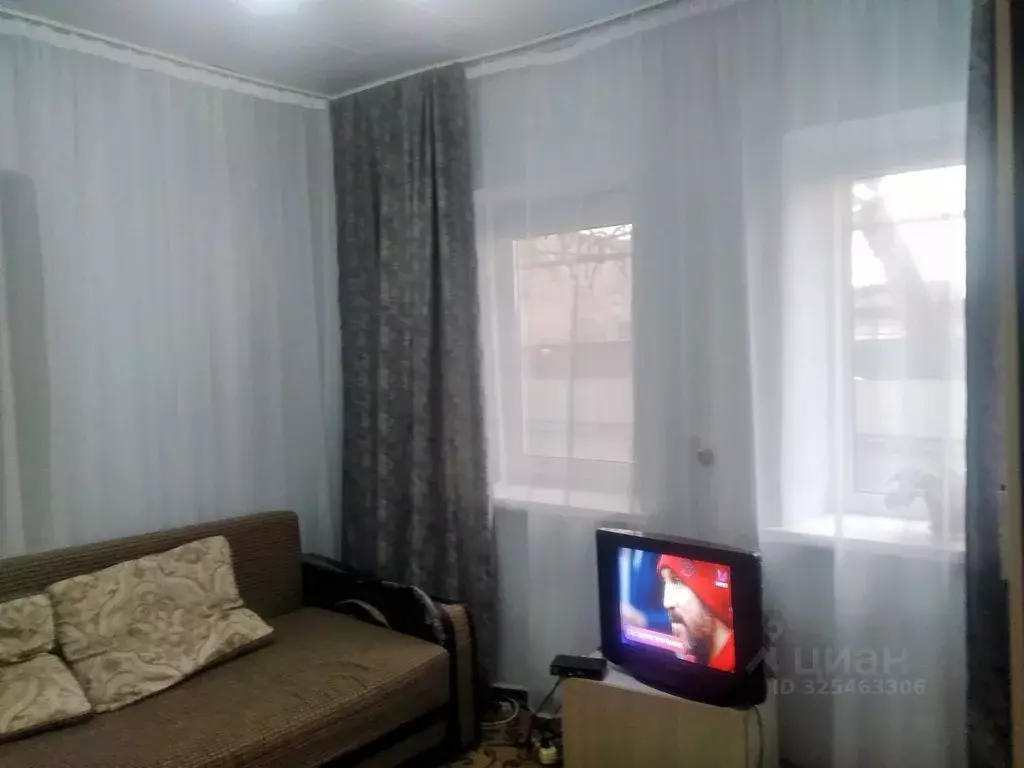 Дом в Краснодарский край, Темрюкский район, Краснострельское с/пос, ... - Фото 1