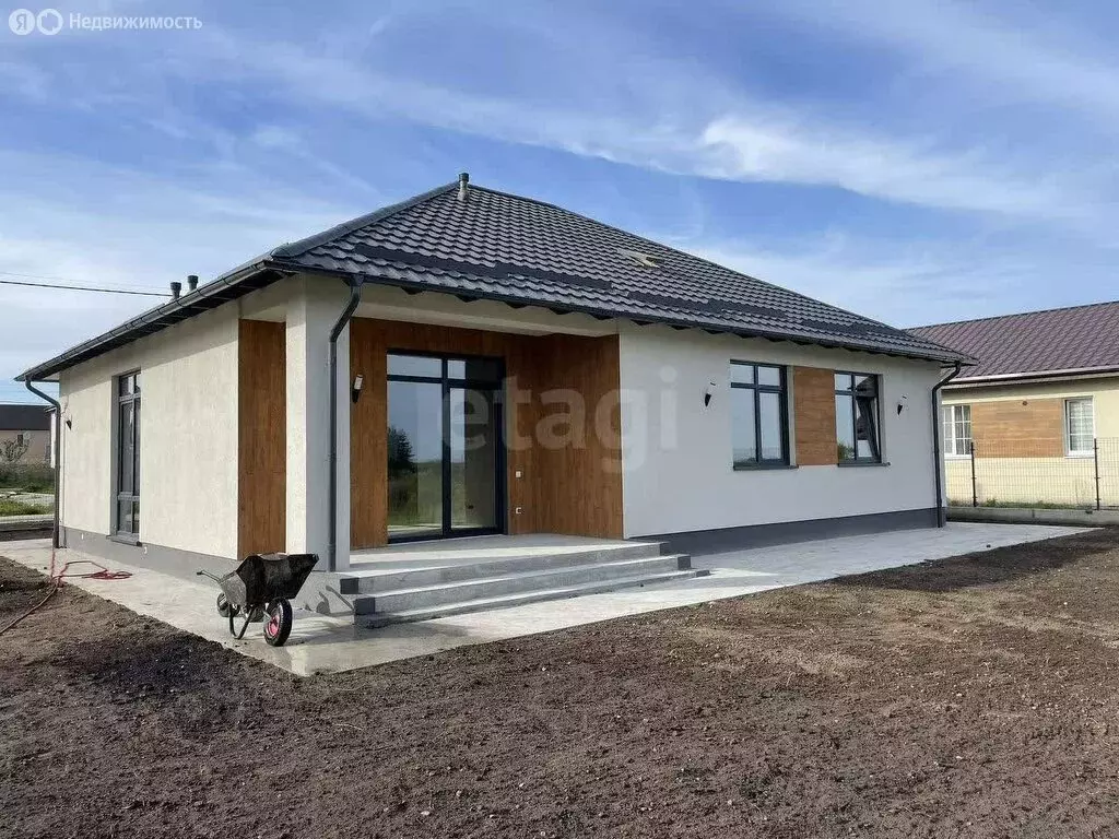 Дом в посёлок Константиновка, улица Победы (126 м) - Фото 0