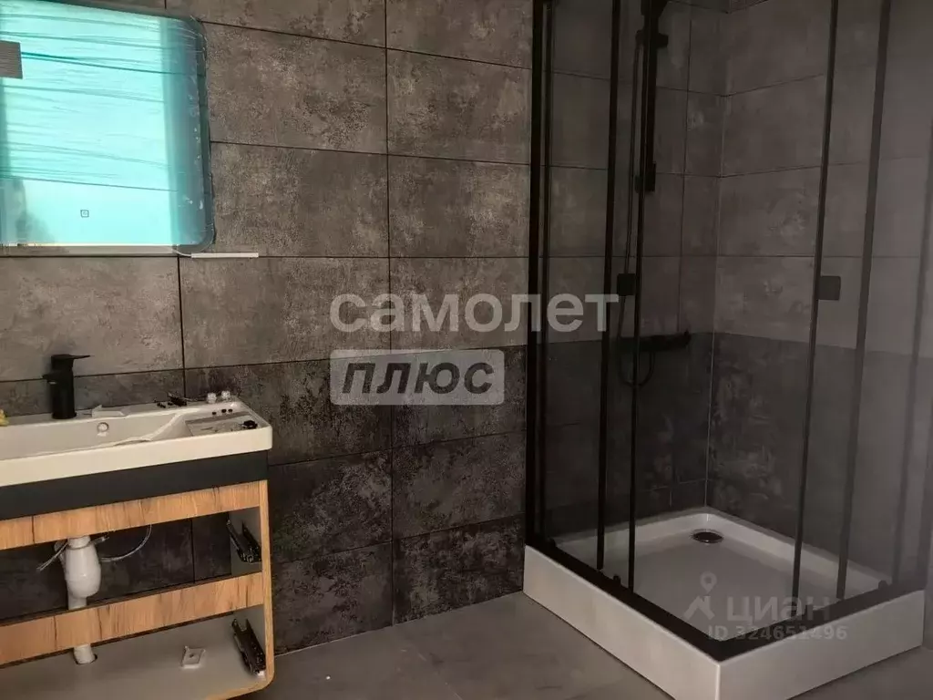 3-к кв. Волгоградская область, Волгоград ул. Генерала Шумилова, 30 ... - Фото 2