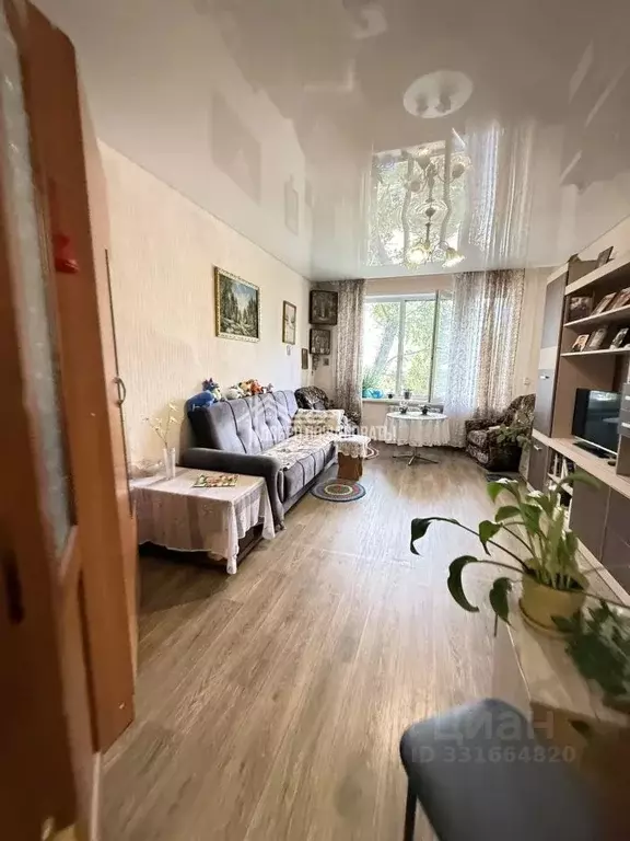 2-к кв. Хакасия, Абакан Хакасская ул., 17 (50.1 м) - Фото 2