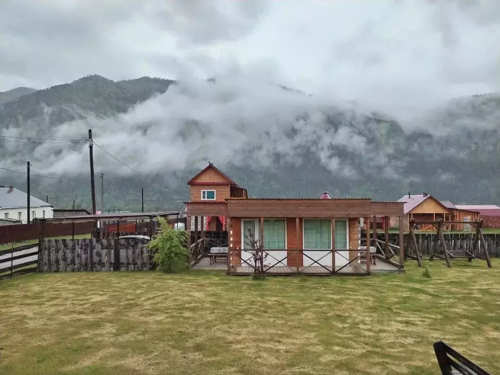 Дом в Алтай, Чемальский район, с. Чемал Радужная ул., 20 (24 м) - Фото 2