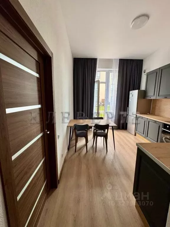 1-к кв. Тюменская область, Тюмень ул. Сергея Свиридова, 9 (45.0 м) - Фото 1