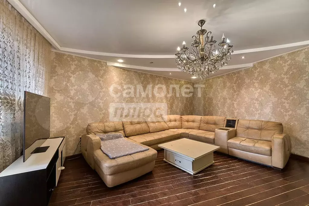3-к. квартира, 94 м, 8/19 эт. - Фото 0