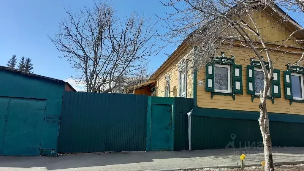 Дом в Саратовская область, Хвалынск Революционная ул., 74 (72 м) - Фото 2