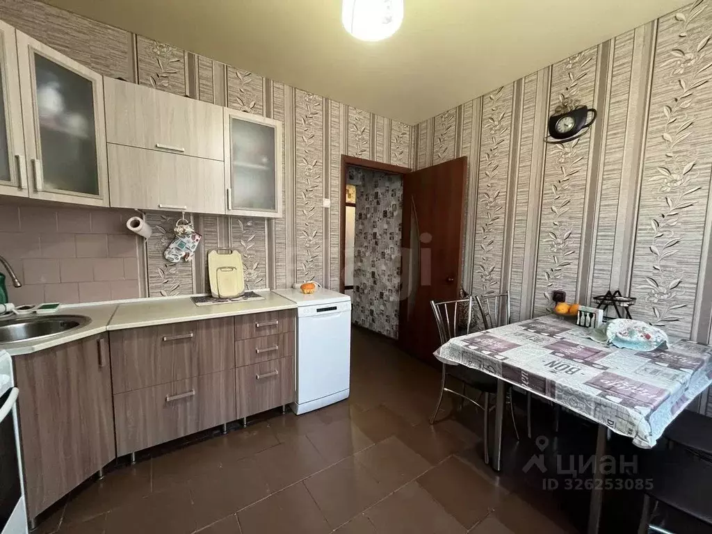 3-к кв. Саратовская область, Красноармейск 5-й мкр, 19 (67.0 м) - Фото 2