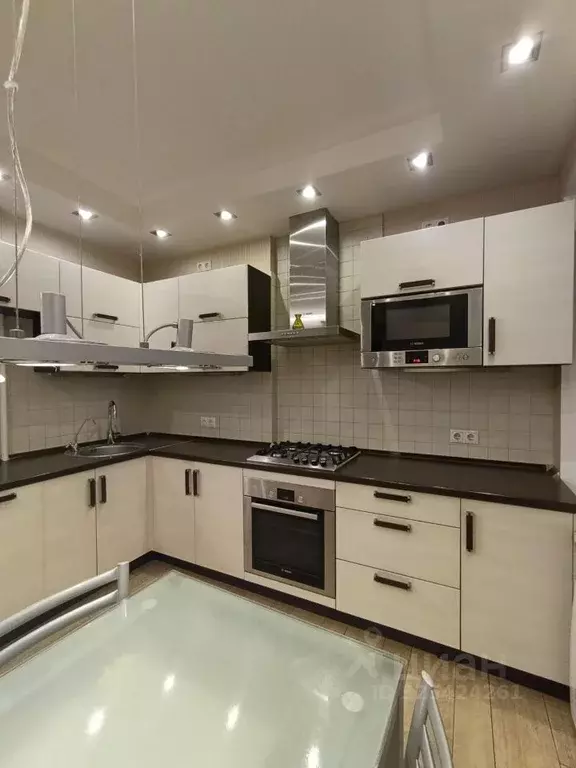 3-к кв. Москва ул. Бажова, 1 (65.0 м) - Фото 1