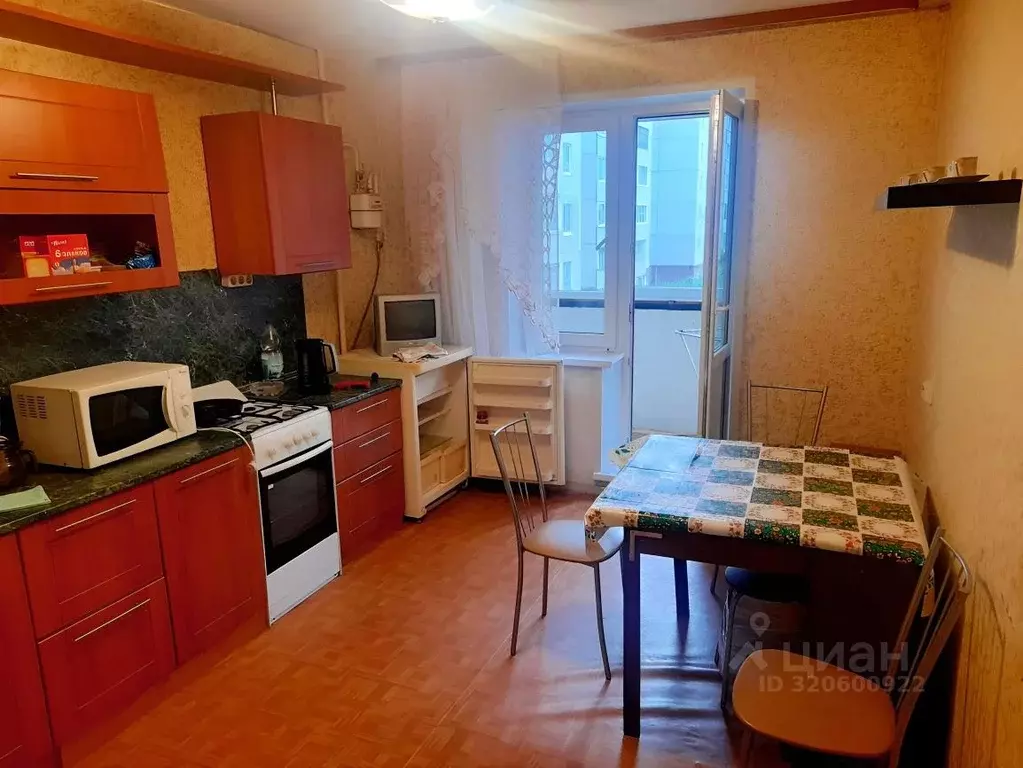 2-к кв. Псковская область, Псков ул. Рокоссовского, 48 (55.0 м) - Фото 1