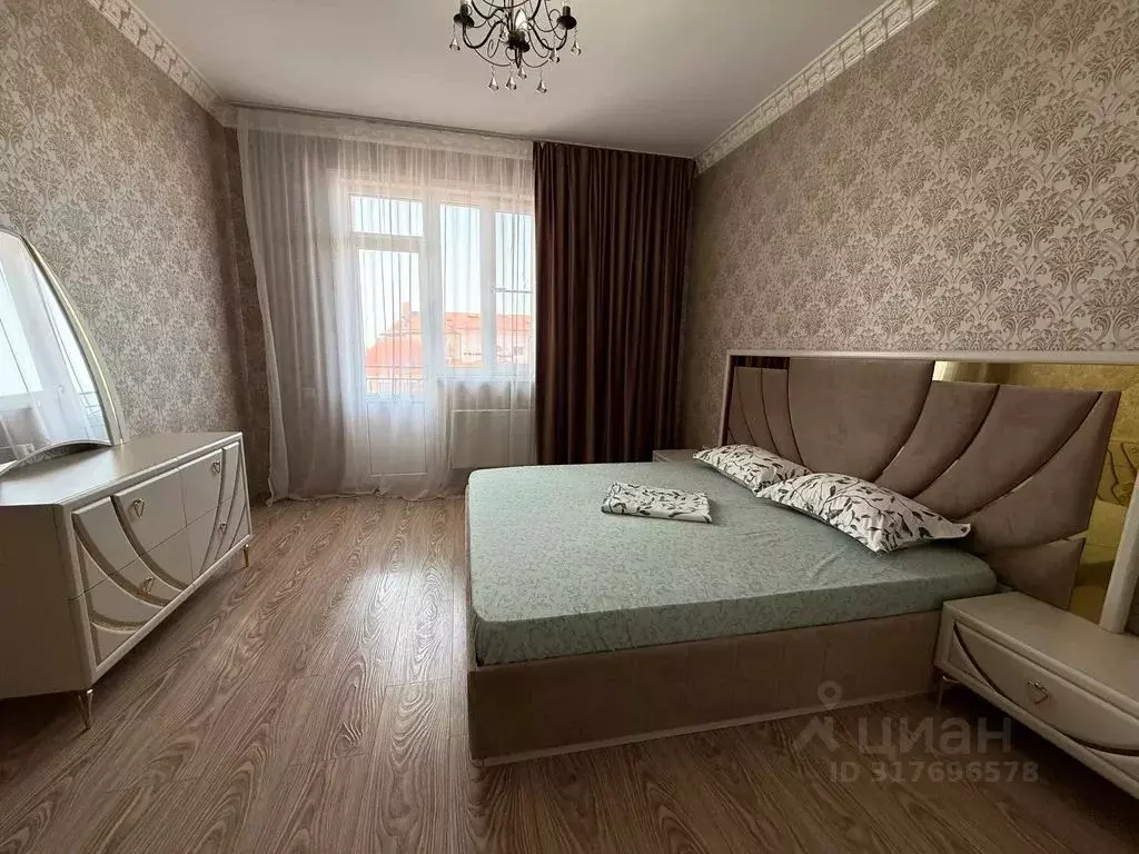 2-к кв. Дагестан, Махачкала ул. Времена Года, 15 (70.0 м) - Фото 1