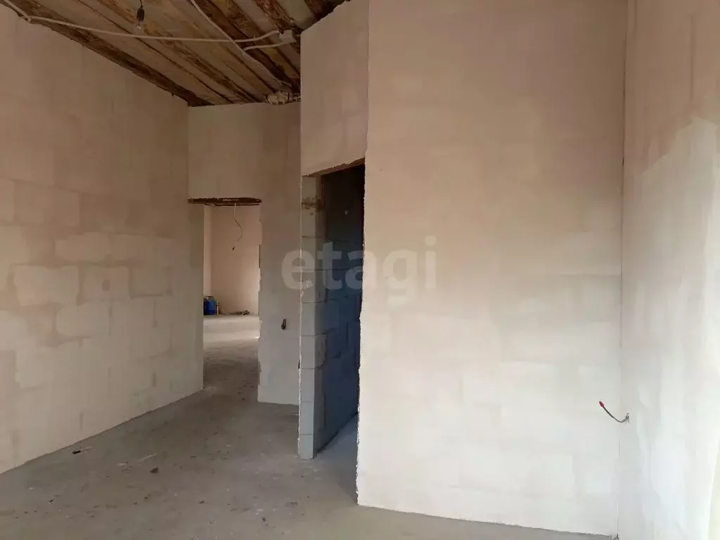 Дом в Омская область, Омский район, с. Усть-Заостровка Молодежная ул. ... - Фото 1