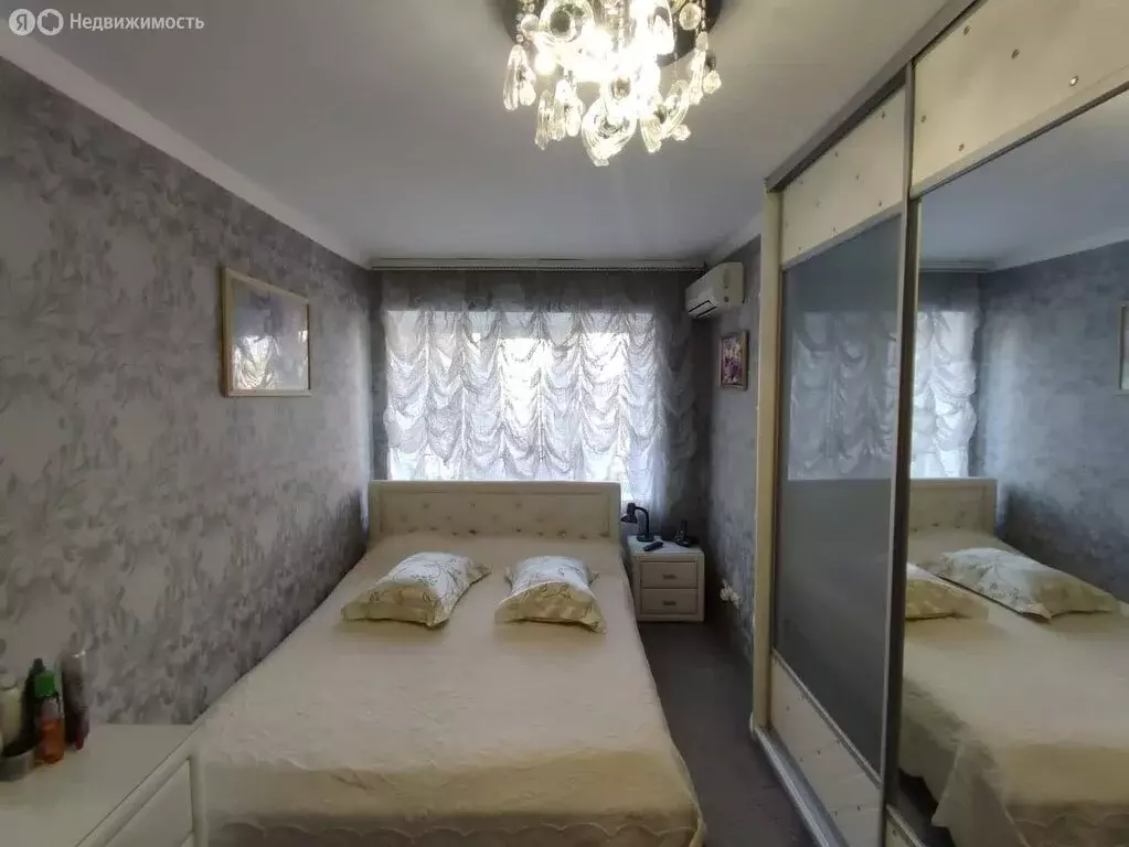 4-комнатная квартира: Ставрополь, улица Маршала Жукова, 30 (90 м) - Фото 1