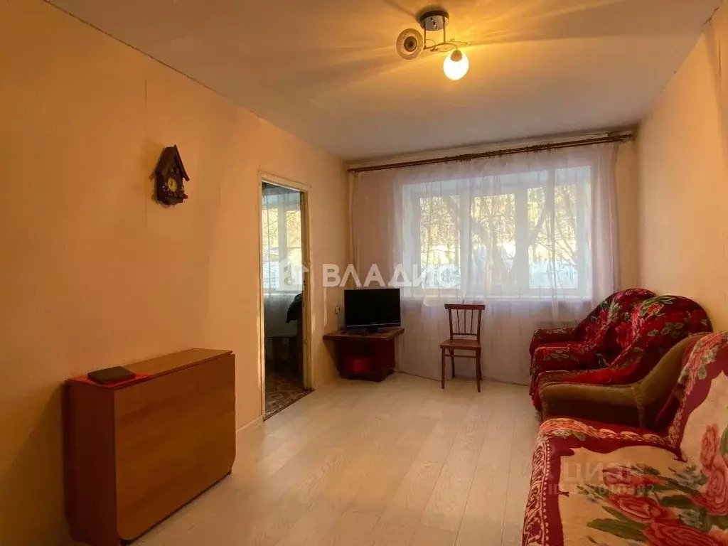 2-к кв. Бурятия, Улан-Удэ ул. Добролюбова, 3 (41.8 м) - Фото 0