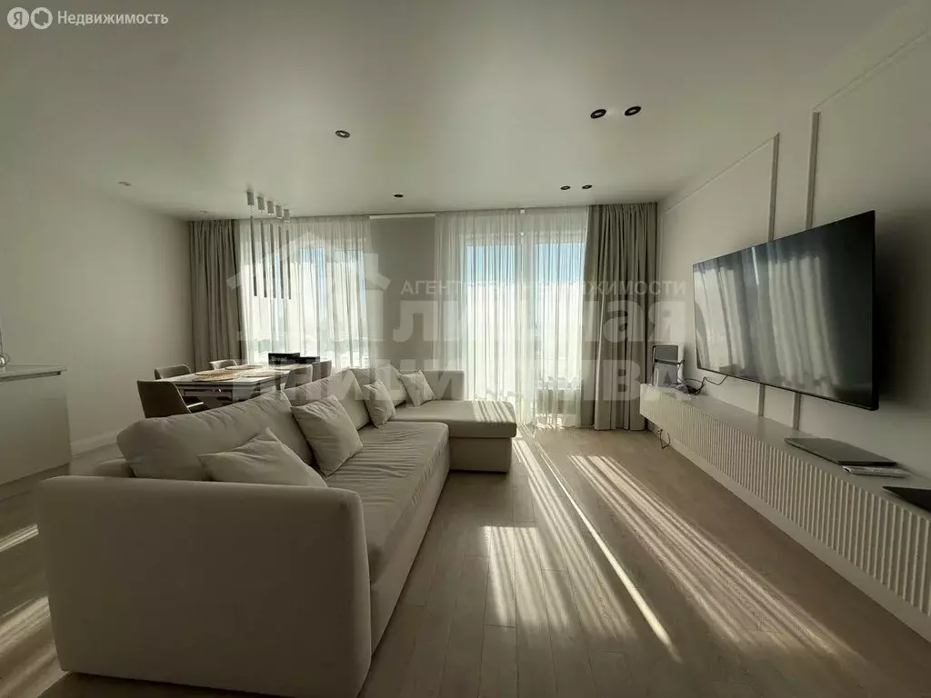 2-комнатная квартира: Уфа, улица Бехтерева (72 м) - Фото 0