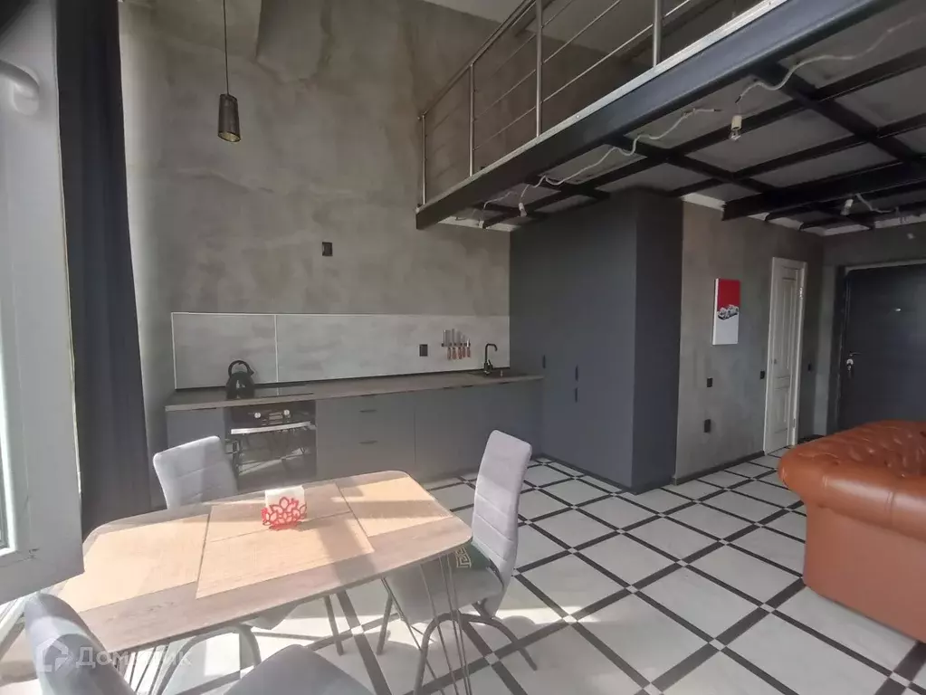 Продаётся 1-к квартира, 69.6 м - Фото 1