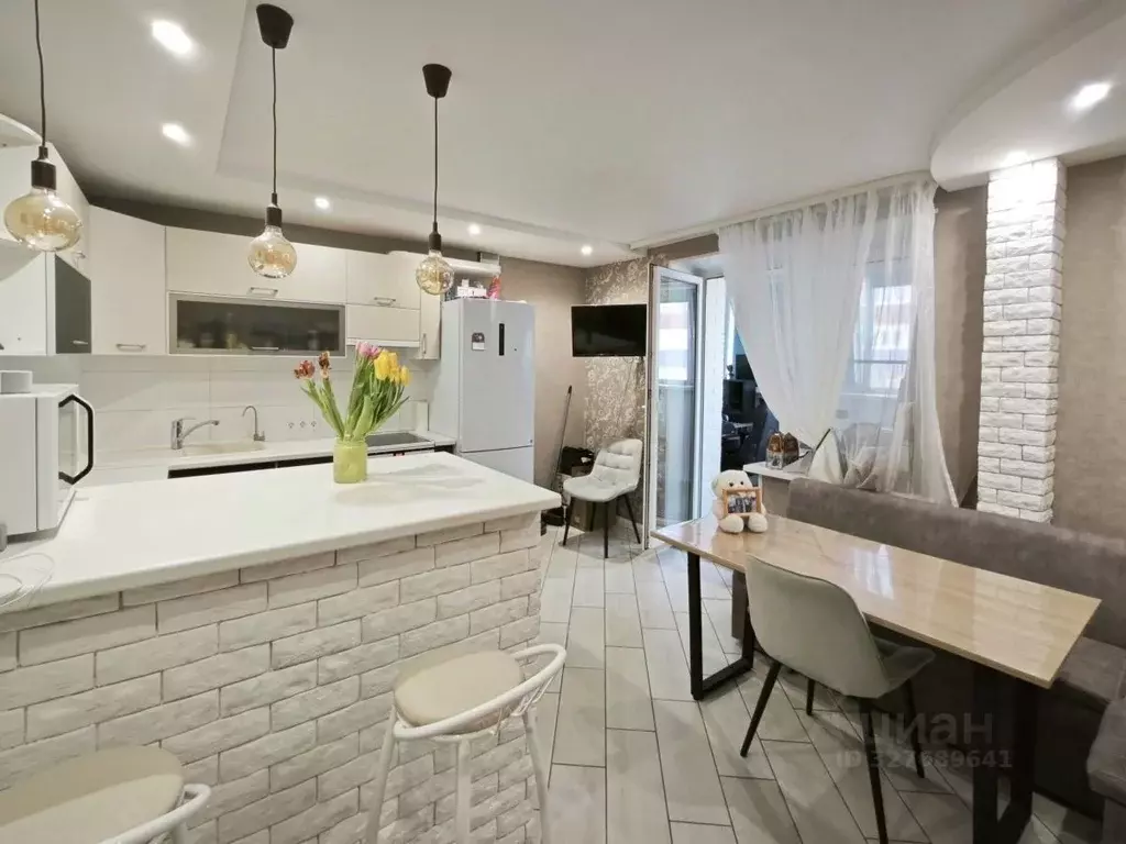 2-к кв. Псковская область, Псков Инженерная ул., 118 (60.5 м) - Фото 1