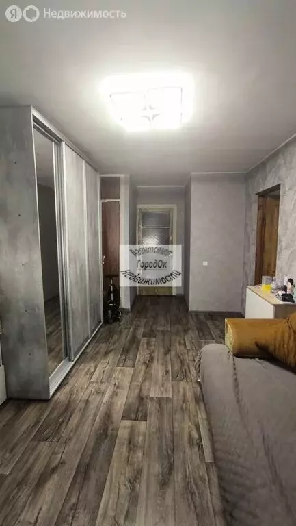 3-комнатная квартира: Саки, Интернациональная улица, 43 (49.3 м) - Фото 1
