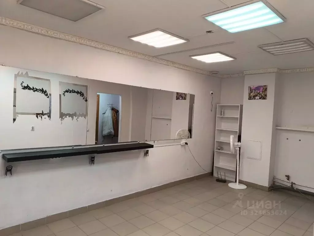 Помещение свободного назначения в Санкт-Петербург пос. Парголово, ул. ... - Фото 2