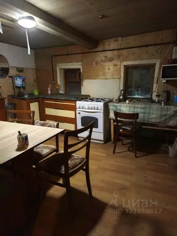 Дом в Саратовская область, с. Сабуровка ул. Ленина, 37 (41 м) - Фото 2